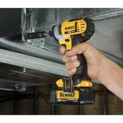 DeWALT DCF885B 20V MAX Cordless Lithium-Ion 1/4-in Impact Driver - Bare Tool