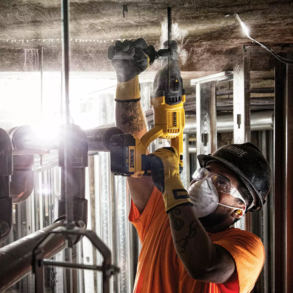 DeWALT DCH133B 20V 1-Inch D-Handle XR Brushless Rotary Hammer - Bare Tool Tools & Equipment 10 DeWALT DCH133B 20V 1-Inch D-Handle XR Brushless Rotary Hammer - Bare Tool Tools & Equipment