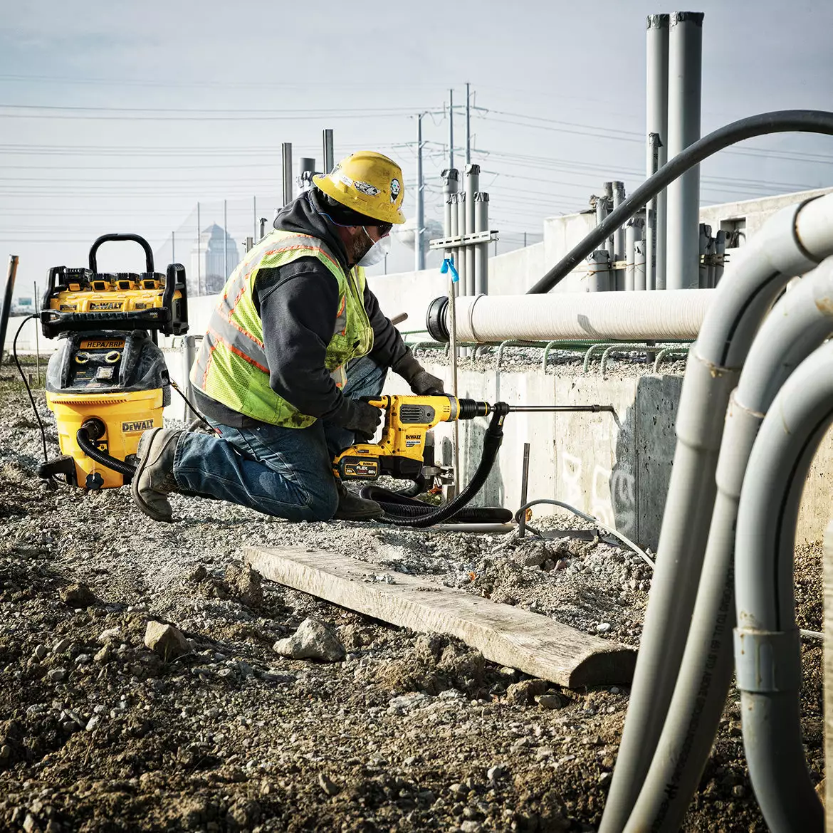 DeWALT DCH481B 60V 1-9/16-Inch SDS-MAX Combination Hammer - Bare Tool Tools & Equipment 10 DeWALT DCH481B 60V 1-9/16-Inch SDS-MAX Combination Hammer - Bare Tool Tools & Equipment