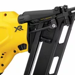 Tools & Equipment DeWALT DCN650B 20V MAX XR 15-Gauge Cordless Angled Finish Nailer - Bare Tool