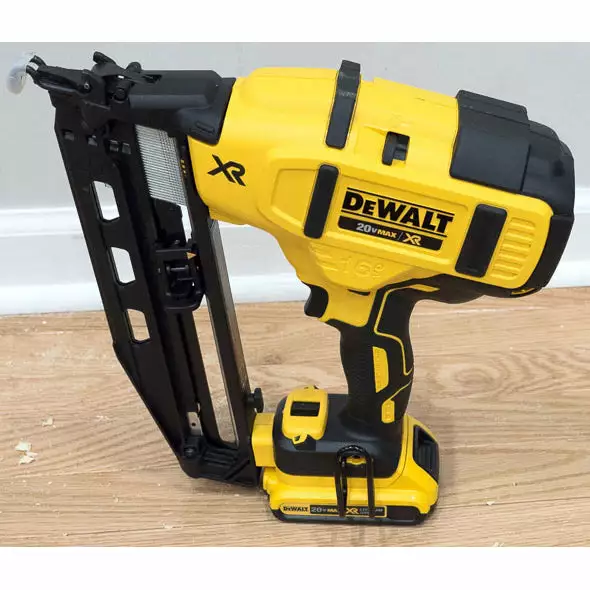 DeWALT DCN660B 20V MAX XR 16-Guage 2-1/2" Li-Ion Angled Finish Nailer -Bare Tool 5 DeWALT DCN660B 20V MAX XR 16-Guage 2-1/2" Li-Ion Angled Finish Nailer -Bare Tool