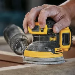 DeWALT DCW210D1 20V 5-Inch 2.0Ah Brushless Random Orbital Sander Kit 14 DeWALT DCW210D1 20V 5-Inch 2.0Ah Brushless Random Orbital Sander Kit