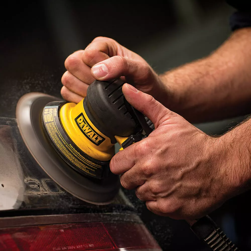 DeWALT DWMT70781 1/4-Inch 90-Psi Touch Control Trigger Pneumatic Palm Sander 4 DeWALT DWMT70781 1/4-Inch 90-Psi Touch Control Trigger Pneumatic Palm Sander