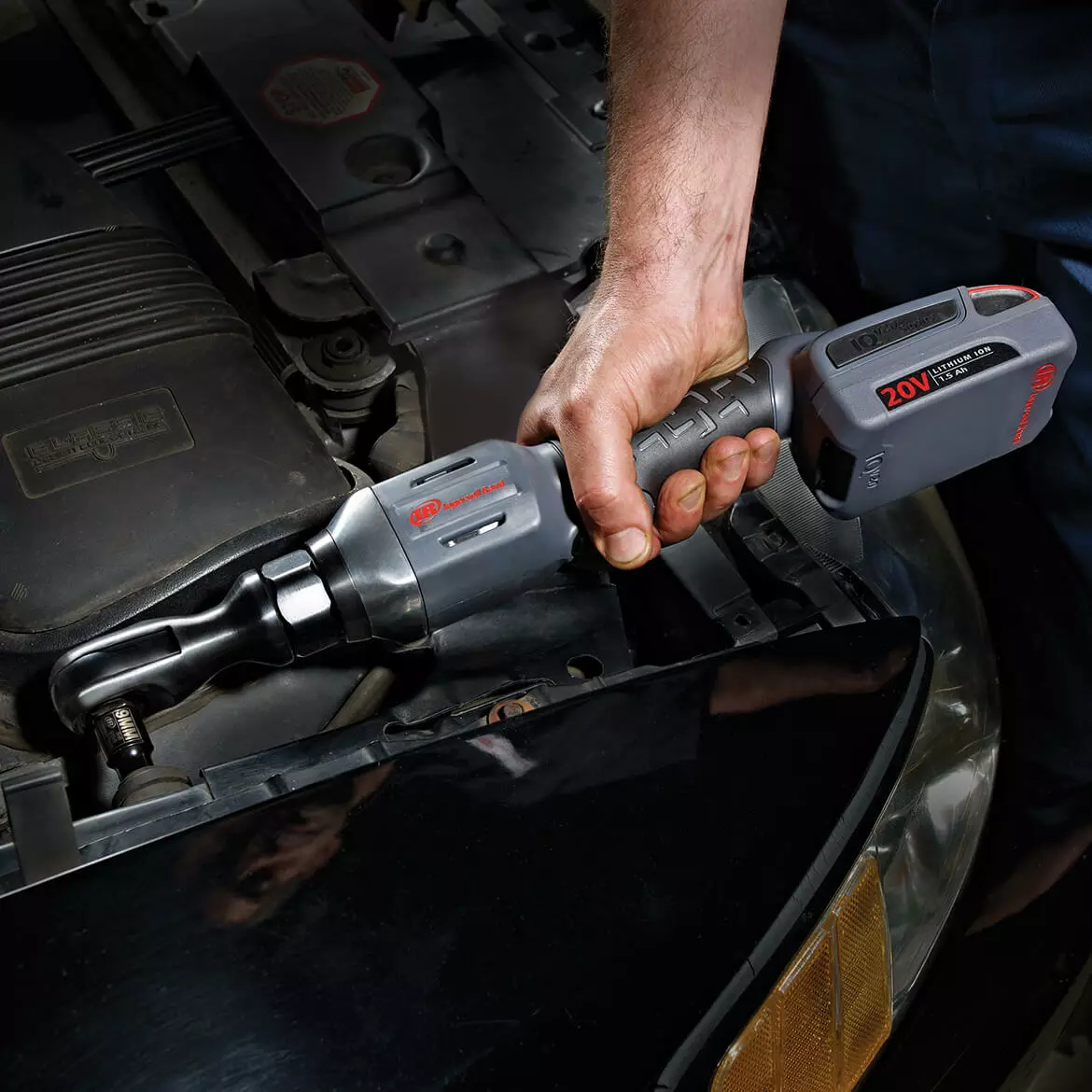 Ingersoll-Rand IR3130-K12 3/8'' Drive 20V Ratchet Driver Kit W/ Battery Tools & Equipment 7 Ingersoll-Rand IR3130-K12 3/8'' Drive 20V Ratchet Driver Kit W/ Battery Tools & Equipment