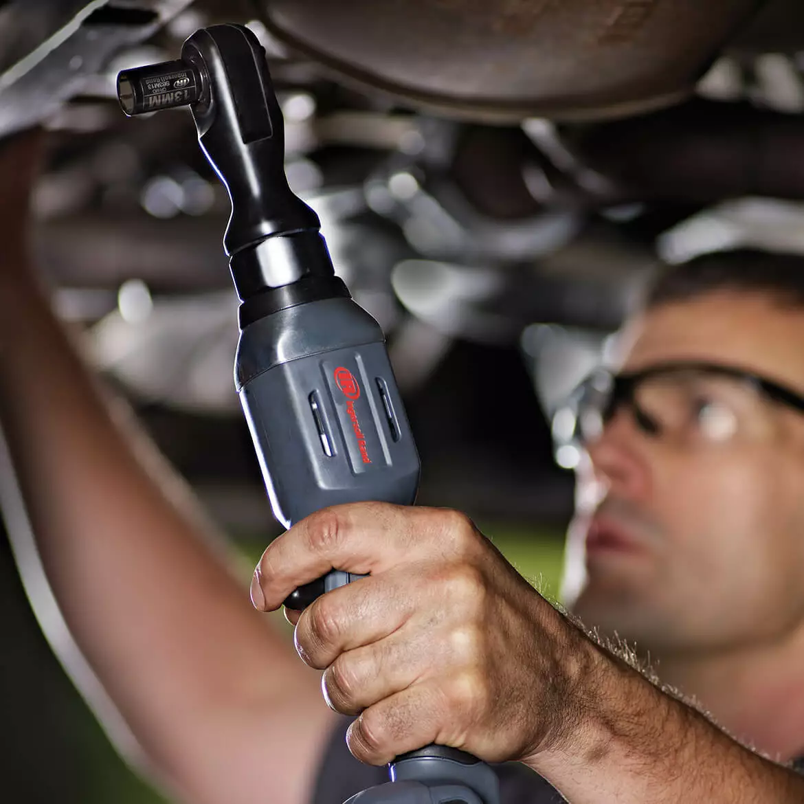 Ingersoll-Rand IR3130-K12 3/8'' Drive 20V Ratchet Driver Kit W/ Battery Tools & Equipment 8 Ingersoll-Rand IR3130-K12 3/8'' Drive 20V Ratchet Driver Kit W/ Battery Tools & Equipment