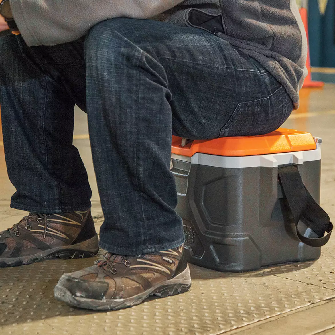 Tools & Equipment Klein 55600 17 Qt. Tradesman Pro Tough Box Hard Cooler, Gray 7 Tools & Equipment Klein 55600 17 Qt. Tradesman Pro Tough Box Hard Cooler, Gray