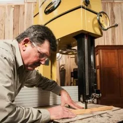 Powermatic PM1800B 5-Hp 230V 18" Heavy Duty Cast Iron Bandsaw Tools & Equipment 12 Powermatic PM1800B 5-Hp 230V 18