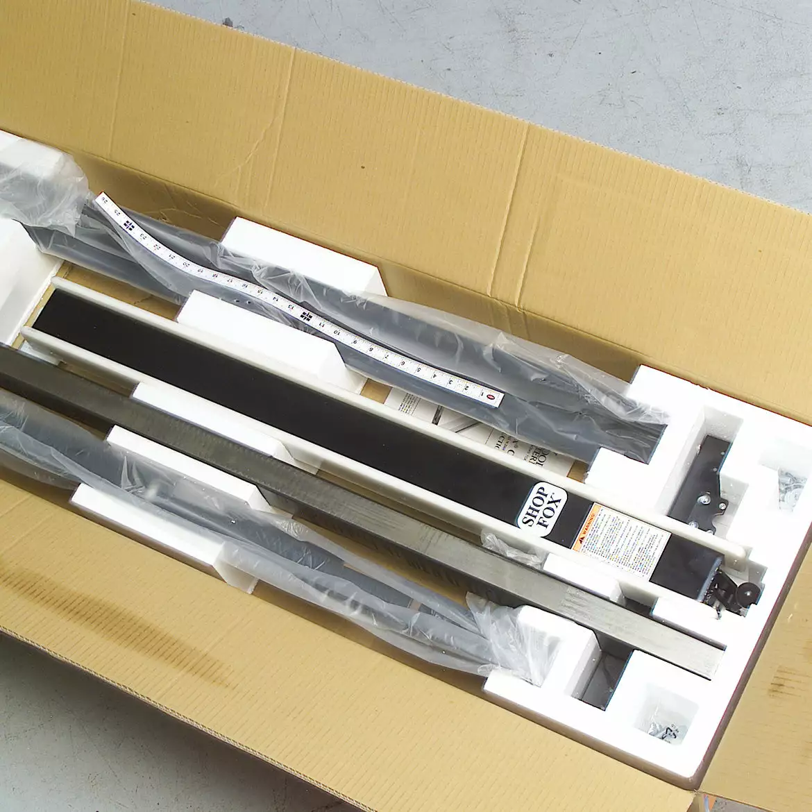 Power Tools Shop Fox W2006 Heavy Duty Classic Support Fence W/ 7-Foot Rails And Legs 8 Power Tools Shop Fox W2006 Heavy Duty Classic Support Fence W/ 7-Foot Rails And Legs