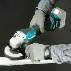 Makita XAG20Z 18-Volt Brake Paddle Switch Cut-Off/Angle Grinder - Bare Tool 16 Makita XAG20Z 18-Volt Brake Paddle Switch Cut-Off/Angle Grinder - Bare Tool