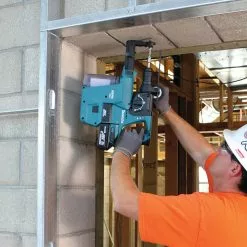 Makita XRH01Z 18V LXT Lithium-Ion Brushless Cordless 1