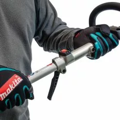 Makita XUX01M5PT 36-Volt 5.0Ah Cordless Couple Shaft Power Head Attachment Kit Lawn & Outdoor Power 16 Makita XUX01M5PT 36-Volt 5.0Ah Cordless Couple Shaft Power Head Attachment Kit Lawn & Outdoor Power