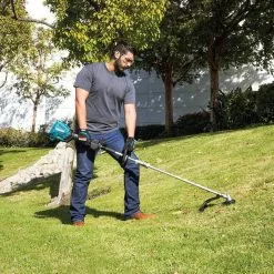 Makita X2 XUX01ZM5 36V LXT Shaft Power Head Attachment W/ Trimmer - Bare Tool Lawn & Outdoor Power 16 Makita X2 XUX01ZM5 36V LXT Shaft Power Head Attachment W/ Trimmer - Bare Tool Lawn & Outdoor Power